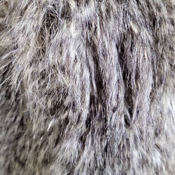 Ann Taylor Faux Fur Vest Brown XS - Picture 6 of 9